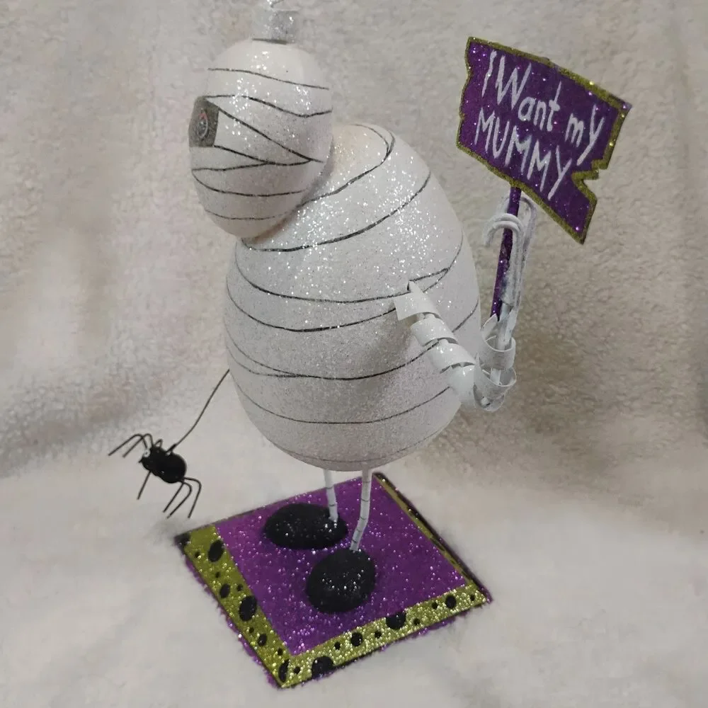 Pier 1 Imports HTF Glitter Mummy Figurine I Want My Mummy Sign Spider Halloween
